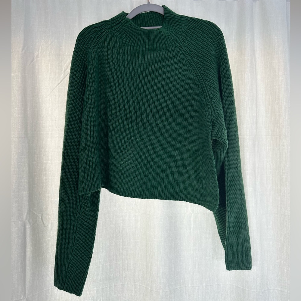 Talulah size medium open back NEVER WORN sweater
